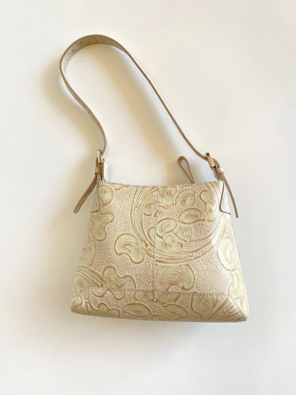 Vintage Wilsons Italian Leather Elegant Cream Embossed Mini Shoulder Bag